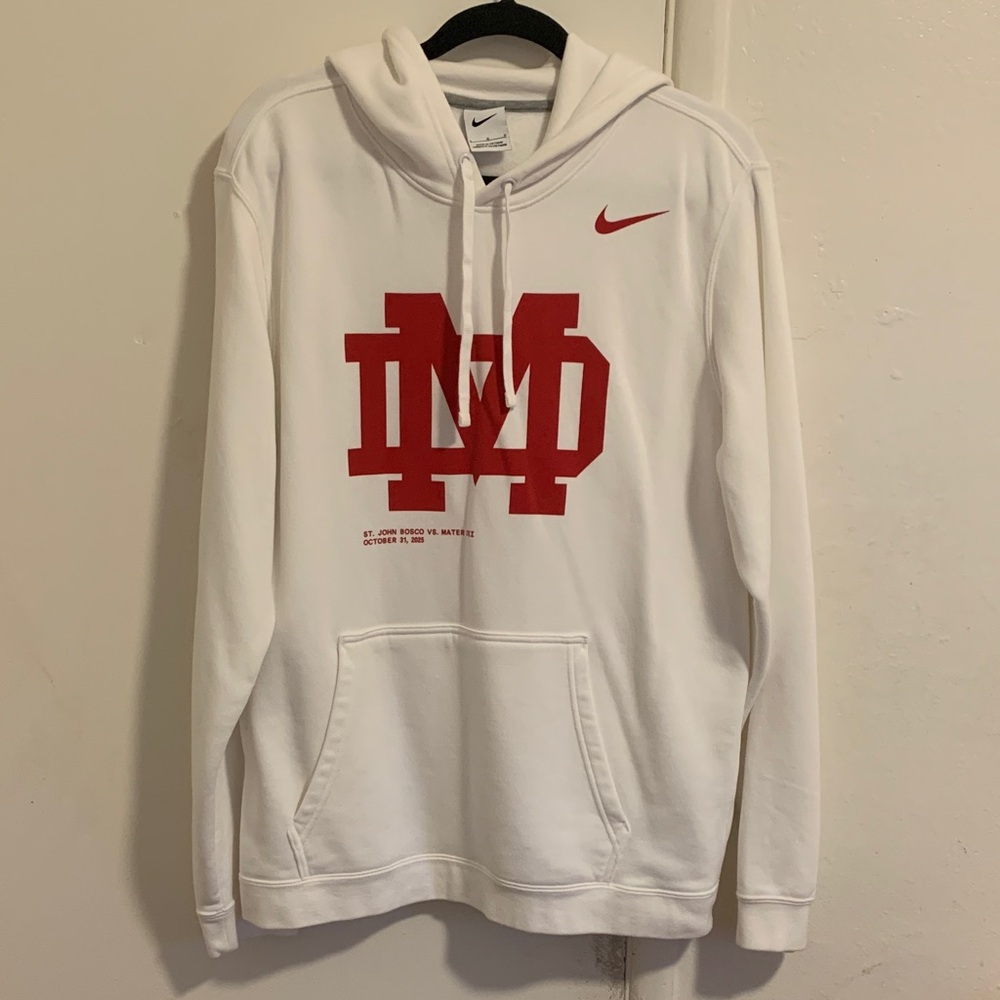 Men’s Nike mater dei high school hoodie!